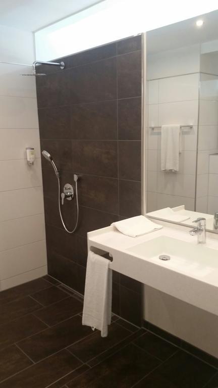 Alpenflair Hotel Buchloe Kamer foto
